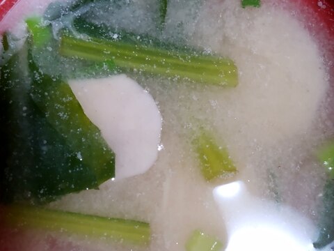 里芋と小松菜の味噌汁